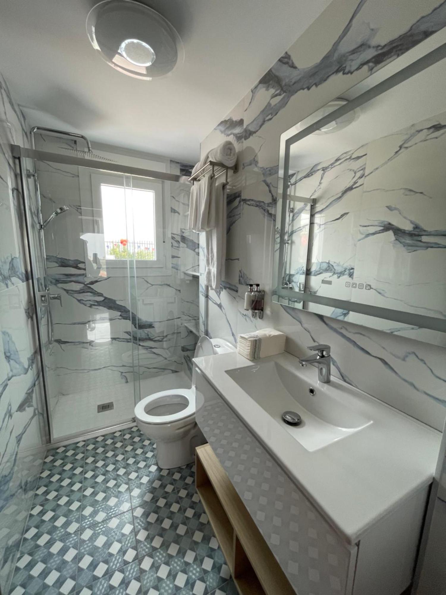 Cariad Boutique Bed & Breakfast La Cala Del Moral Rom bilde